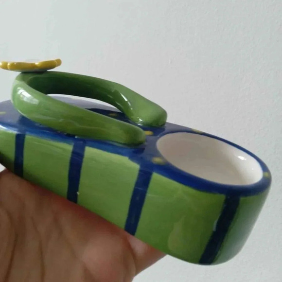 Set of New Dennis East Ceramic Pair Of Flip Flop Sandal Candle Holders - Picture 2 of 8